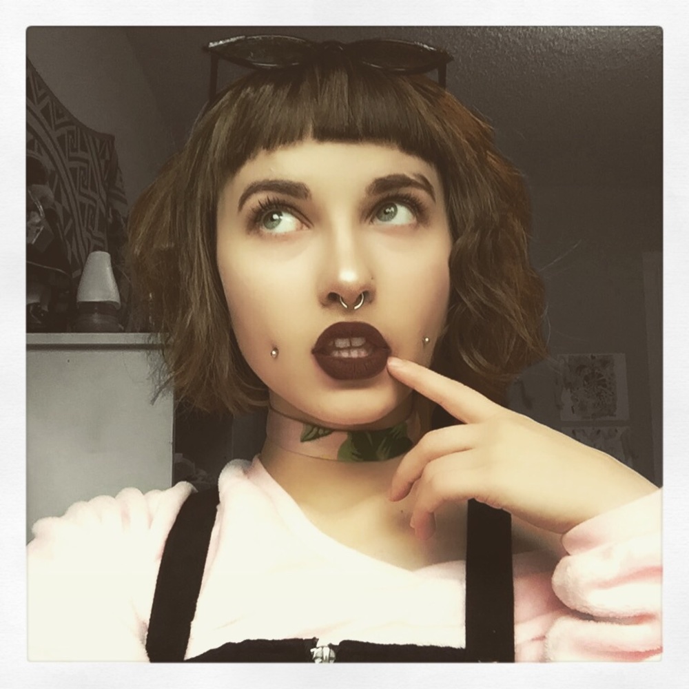 🎉MEET THE SELLER🎉